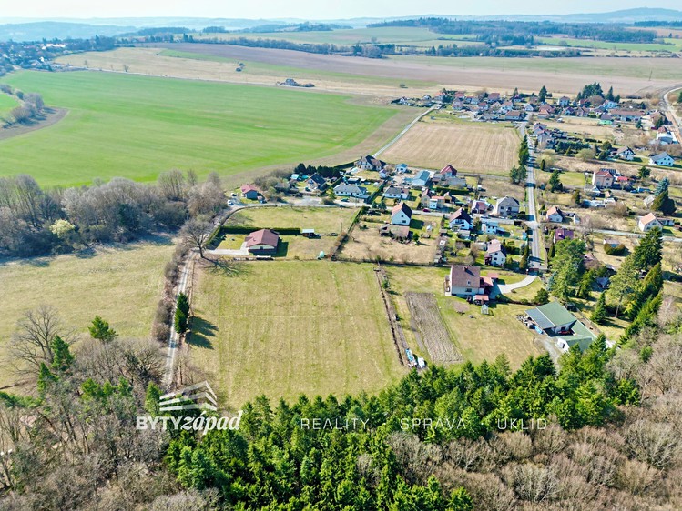 Prodej stavebního pozemku 6 975 m² - foto 3