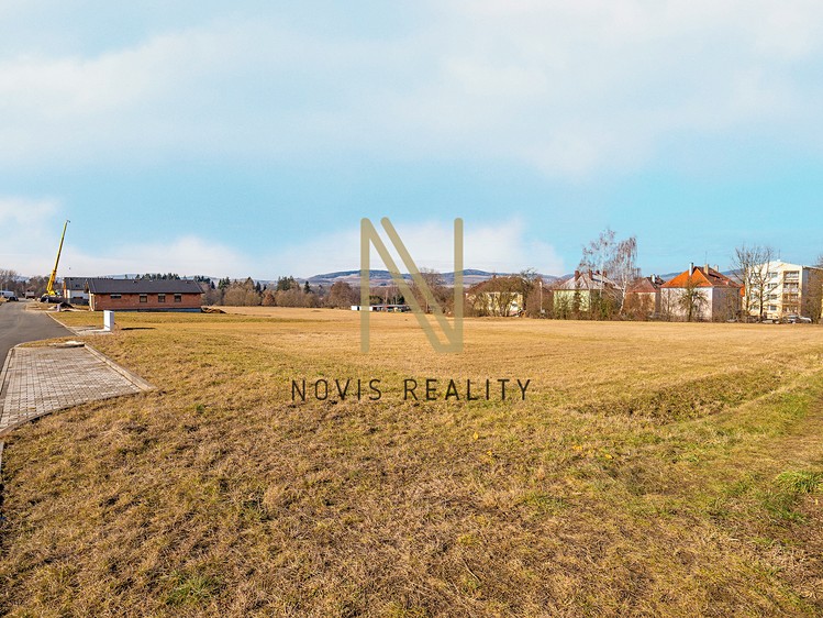 Prodej  stavebního pozemku 798 m² - foto 8