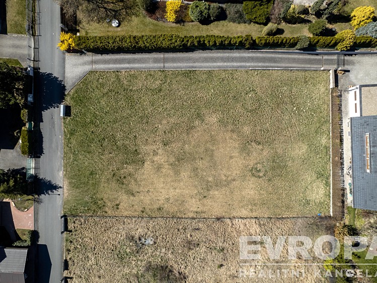 Prodej  stavebního pozemku 1 384 m² - foto 6