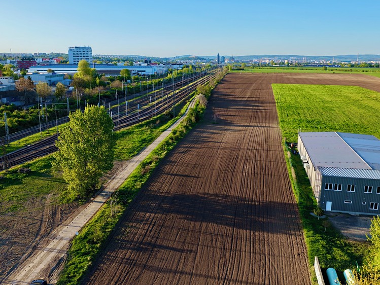 Prodej komerčního pozemku 7 134 m² - foto 3