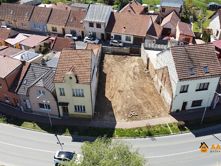 Prodej stavebního pozemku 290 m² - foto 4