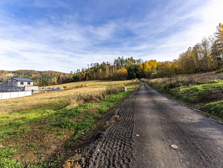 Prodej stavebního pozemku 883 m² - foto 4