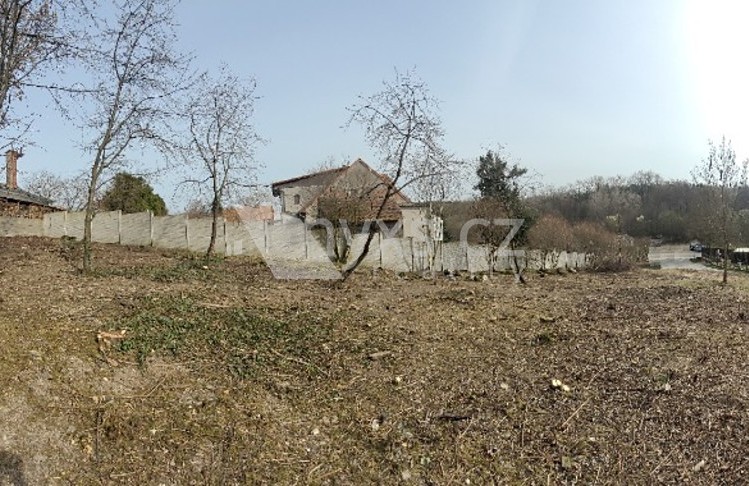 Prodej stavebního pozemku 1 017 m² - foto 4