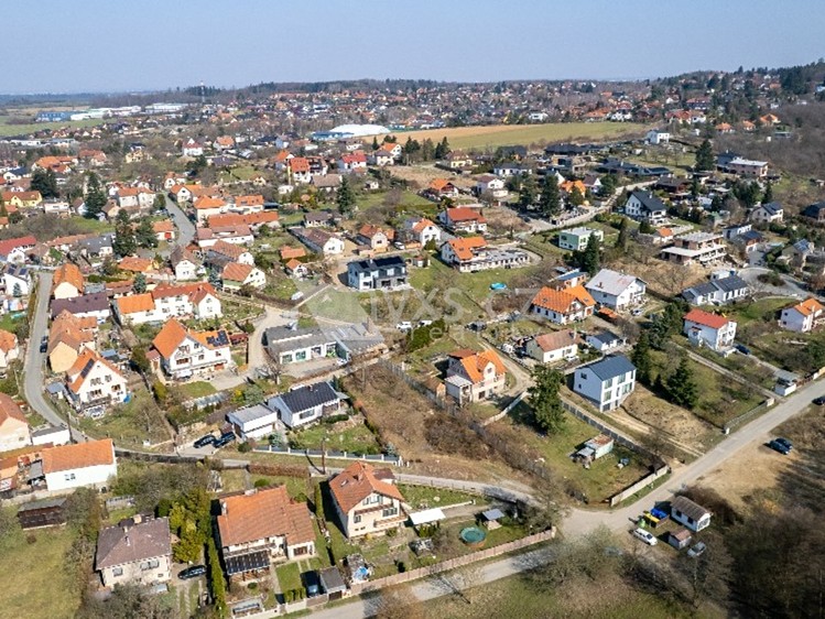 Prodej stavebního pozemku 1 017 m² - foto 5