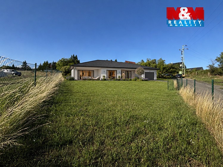 Prodej stavebního pozemku 891 m² - foto 2