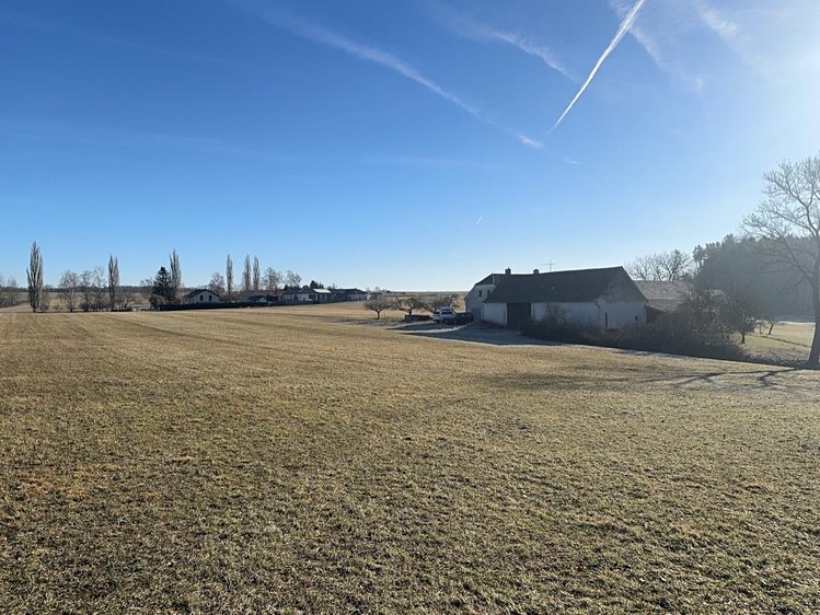 Prodej  stavebního pozemku 3 022 m² - foto 3