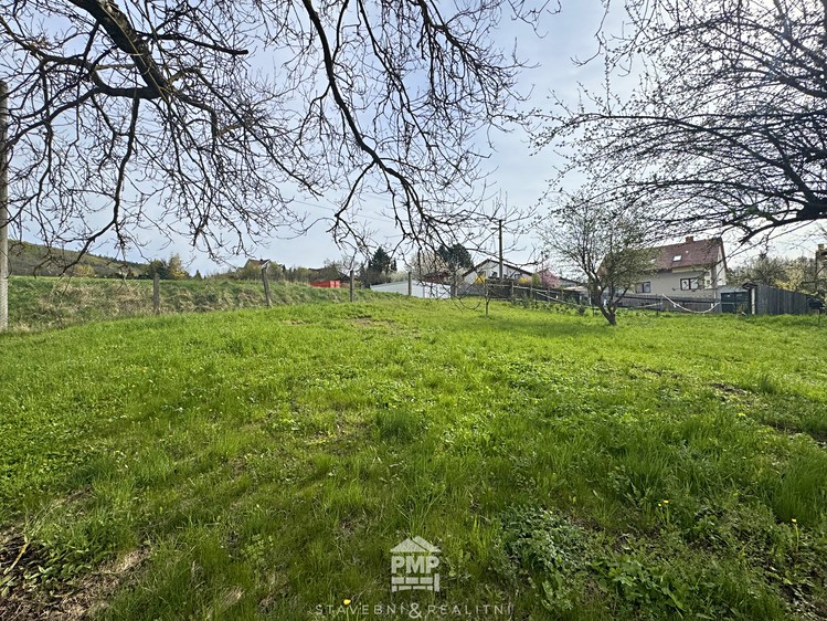 Prodej stavebního pozemku 953 m² - foto 5