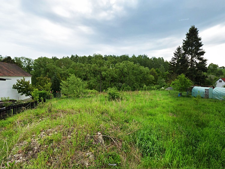 Prodej stavebního pozemku 1 761 m² - foto 2