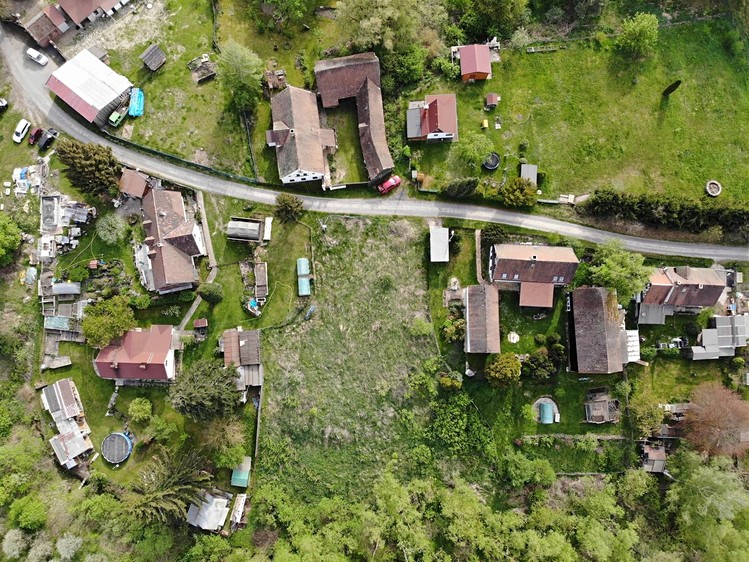 Prodej stavebního pozemku 1 761 m² - foto 3