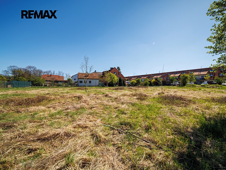 Prodej  stavebního pozemku 1 532 m² - foto 4