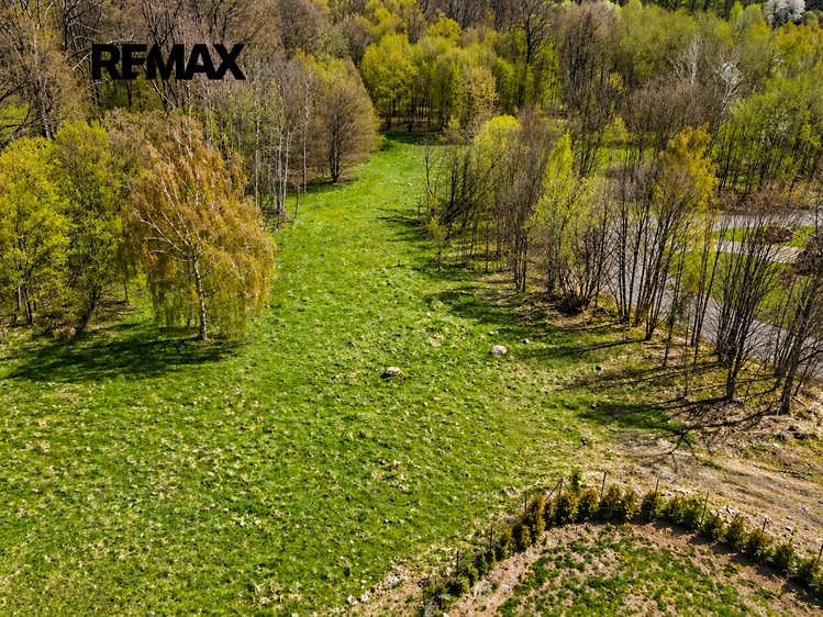 Prodej stavebního pozemku 1 108 m² - foto 1