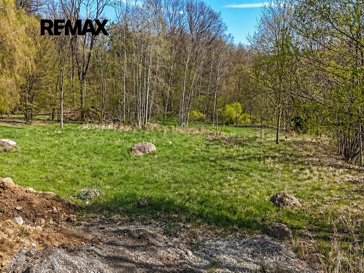 Prodej stavebního pozemku 1 108 m² - foto 4