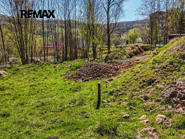 Prodej stavebního pozemku 1 108 m² - foto 5