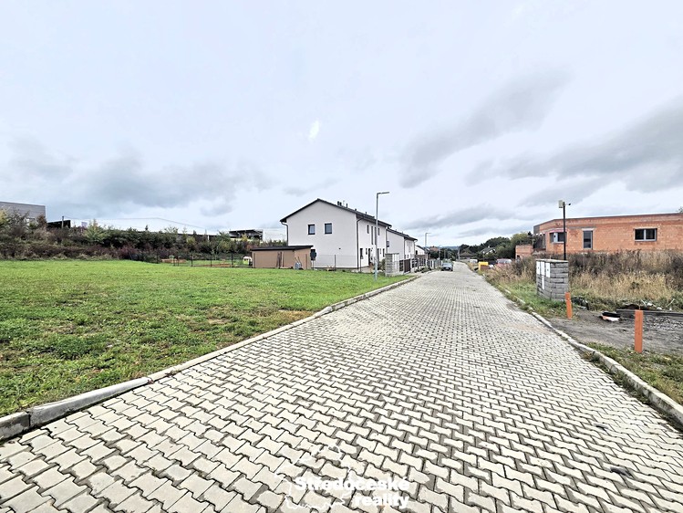 Prodej stavebního pozemku 849 m² - foto 5