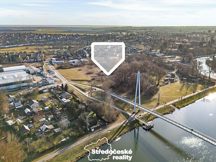 Prodej komerčního pozemku 1 686 m² - foto 1