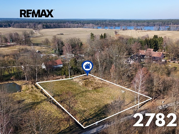 Prodej stavebního pozemku 2 782 m² - foto 2