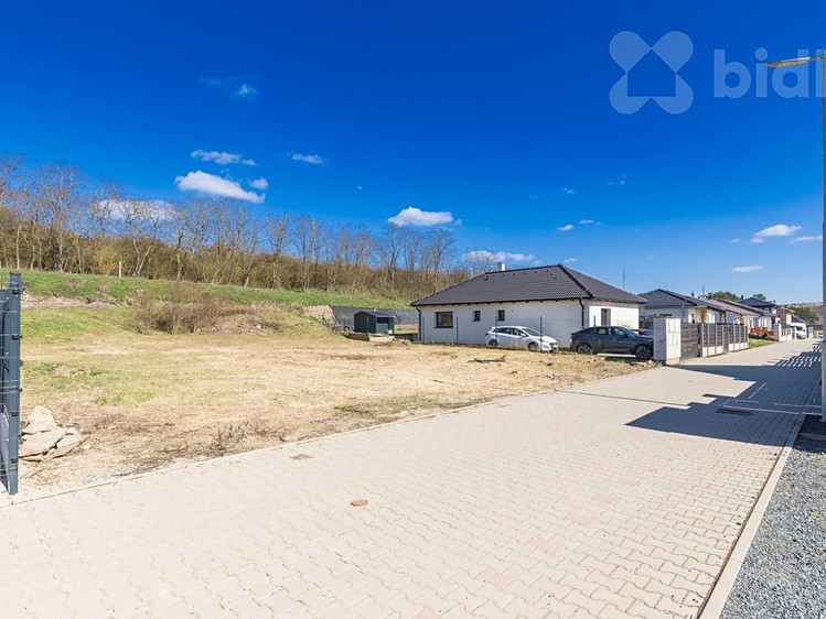 Prodej stavebního pozemku 579 m² - foto 5
