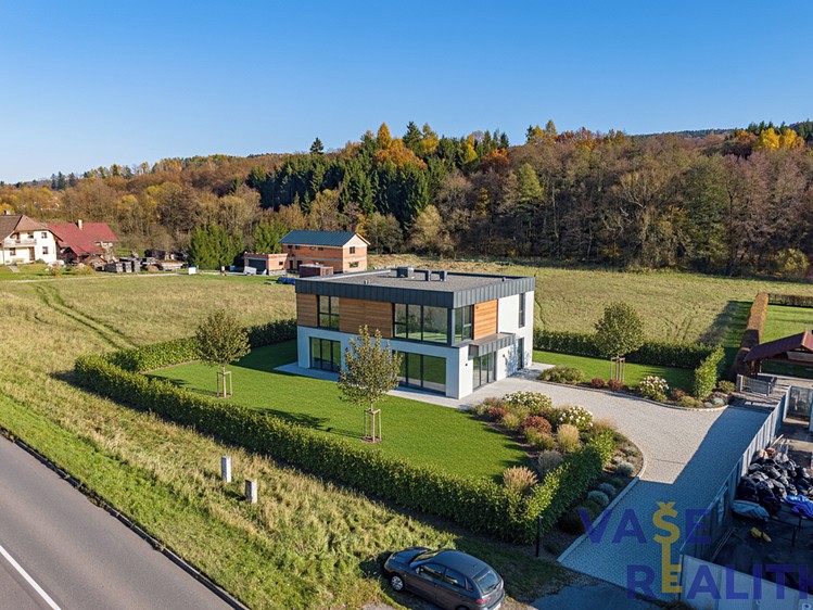 Prodej  stavebního pozemku 1 000 m² - foto 4