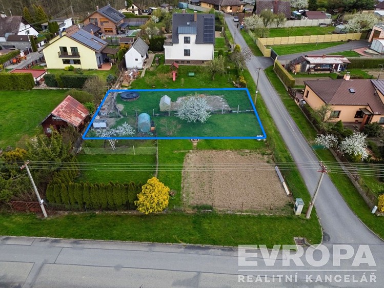 Prodej stavebního pozemku 483 m² - foto 3