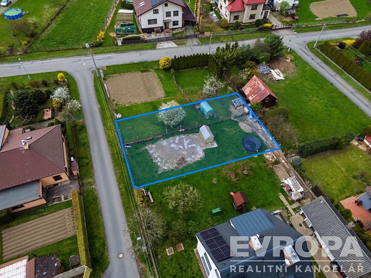 Prodej stavebního pozemku 483 m² - foto 4