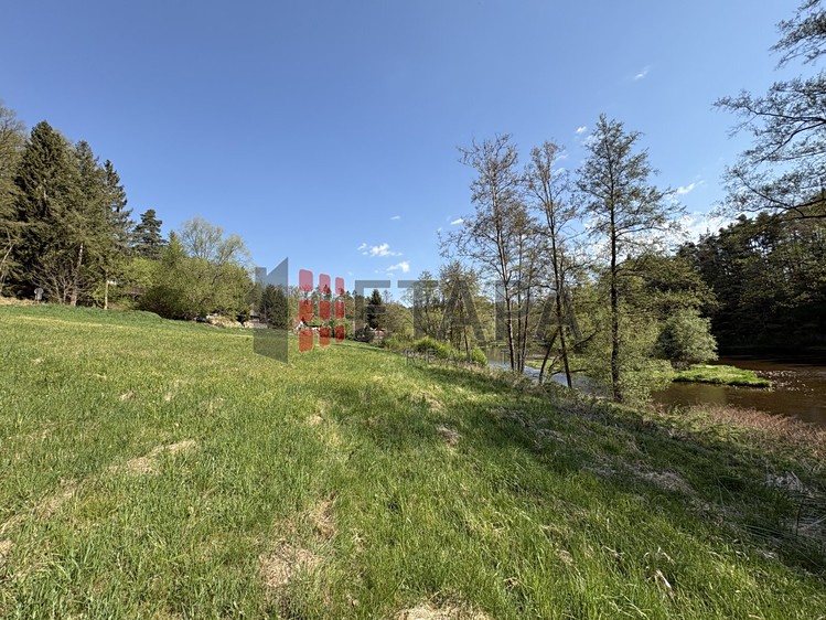 Prodej  louky 2 353 m² - foto 5