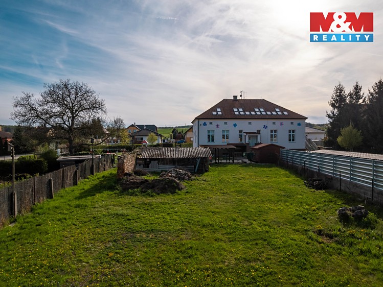 Prodej stavebního pozemku 1 040 m² - foto 5