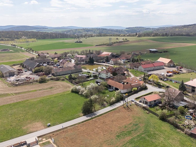 Prodej stavebního pozemku 1 254 m² - foto 7