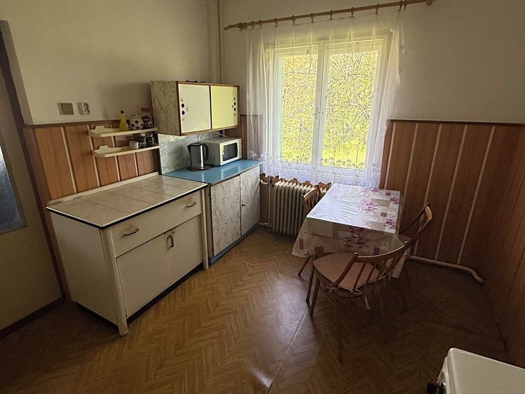 Prodej stavebního pozemku 2 004 m² - foto 8