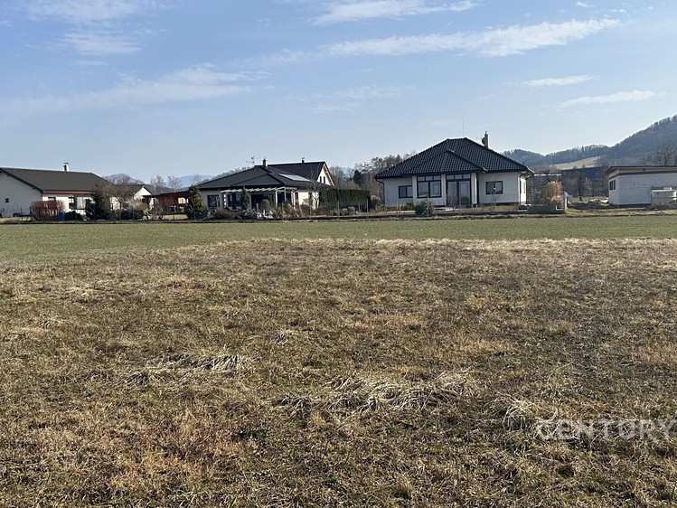 Prodej stavebního pozemku 905 m² - foto 5