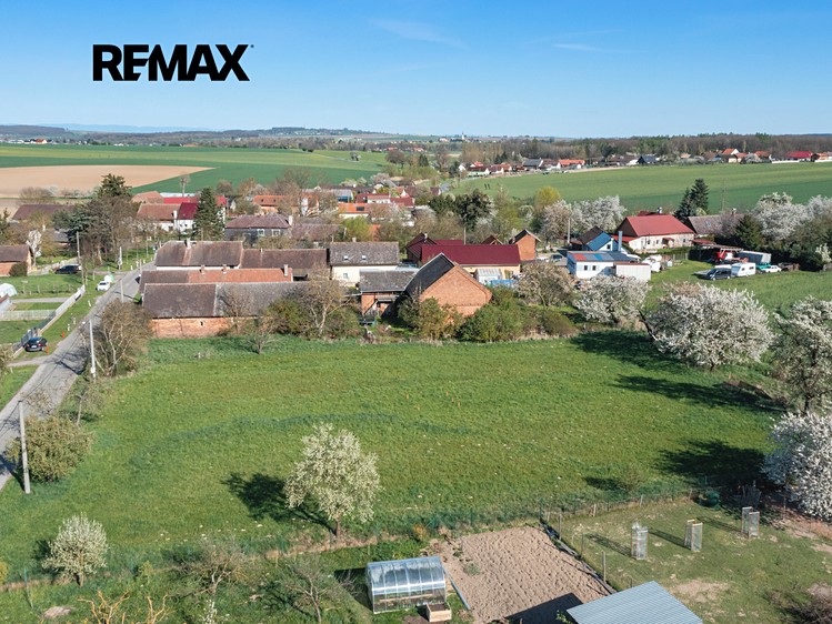 Prodej stavebního pozemku 863 m² - foto 7