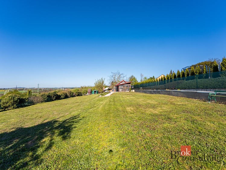 Prodej stavebního pozemku 1 271 m² - foto 5