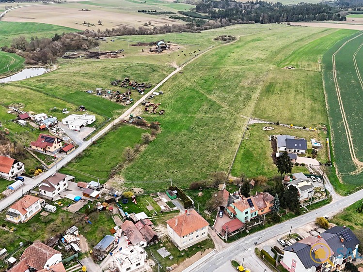Prodej stavebního pozemku 11 486 m² - foto 2