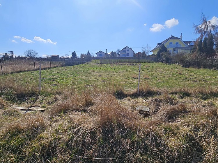 Prodej stavebního pozemku 800 m² - foto 8