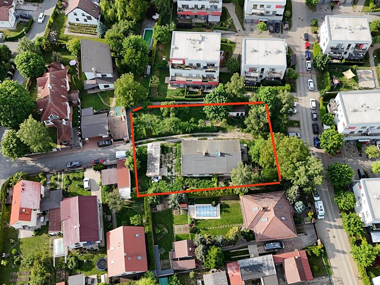 Prodej stavebního pozemku 1 884 m² - foto 1