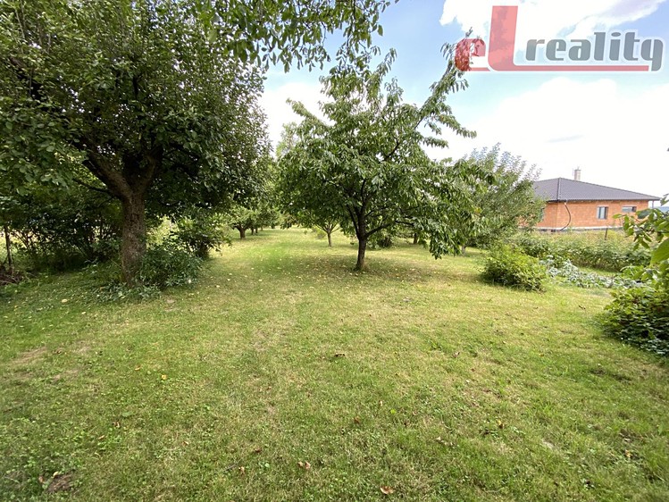 Prodej stavebního pozemku 720 m² - foto 4
