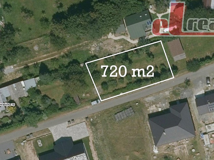 Prodej stavebního pozemku 720 m² - foto 1