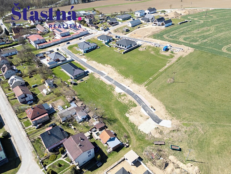 Prodej stavebního pozemku 862 m² - foto 6