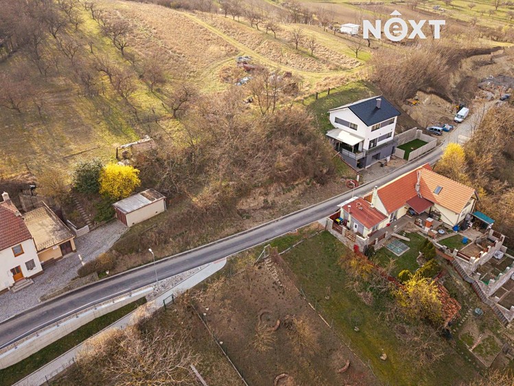 Prodej stavebního pozemku 598 m² - foto 6