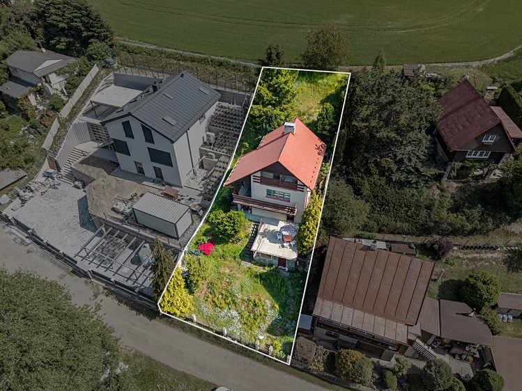 Prodej stavebního pozemku 384 m² - foto 1