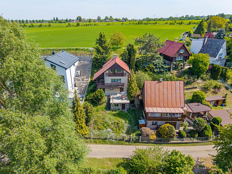 Prodej stavebního pozemku 384 m² - foto 2