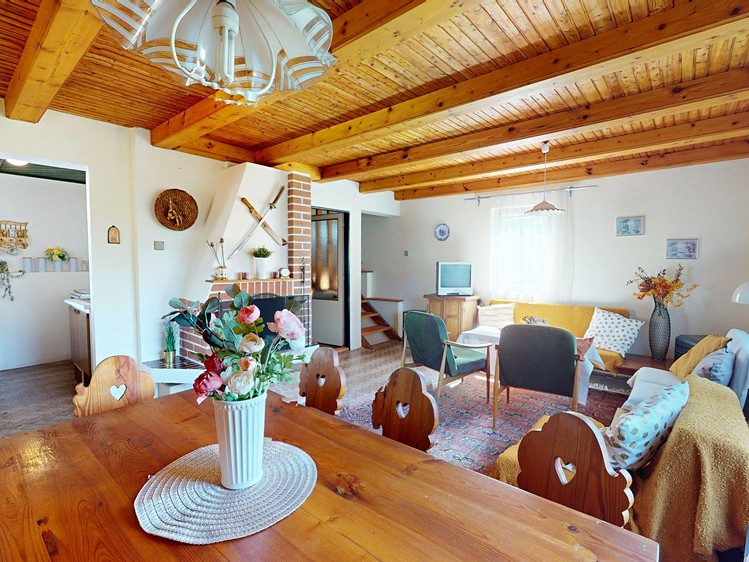 Prodej stavebního pozemku 384 m² - foto 5