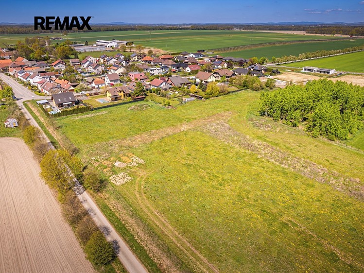 Prodej stavebního pozemku 801 m² - foto 3
