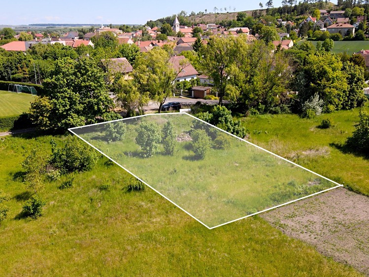 Prodej  stavebního pozemku 906 m² - foto 5