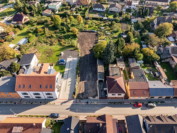 Prodej stavebního pozemku 950 m² - foto 5