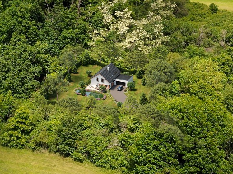 Prodej stavebního pozemku 1 000 m² - foto 1