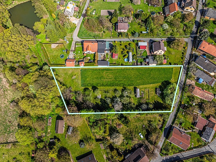 Prodej stavebního pozemku 4 472 m² - foto 8