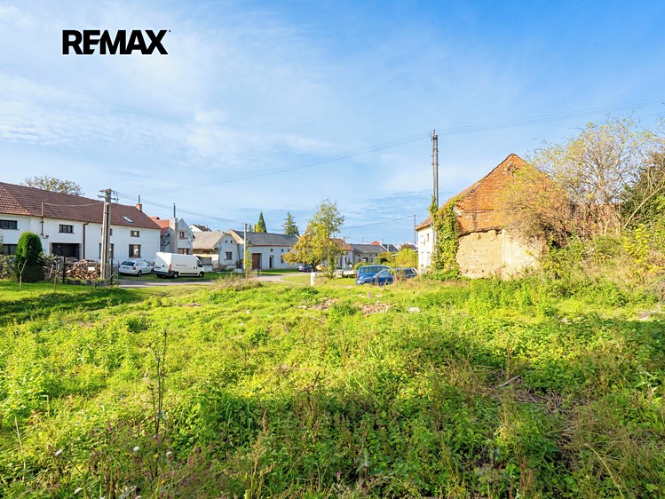 Prodej stavebního pozemku 1 347 m² - foto 7