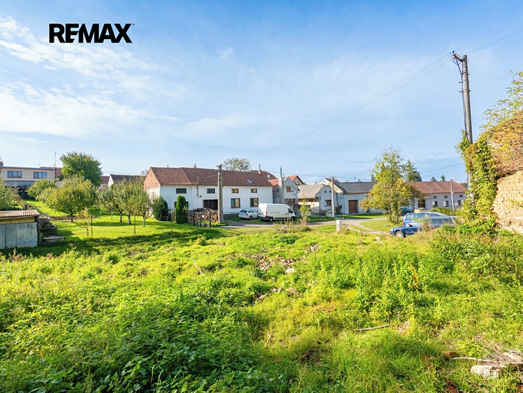 Prodej stavebního pozemku 1 347 m² - foto 6