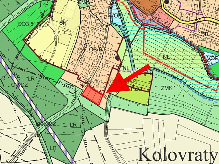 Prodej stavebního pozemku 933 m² - foto 6