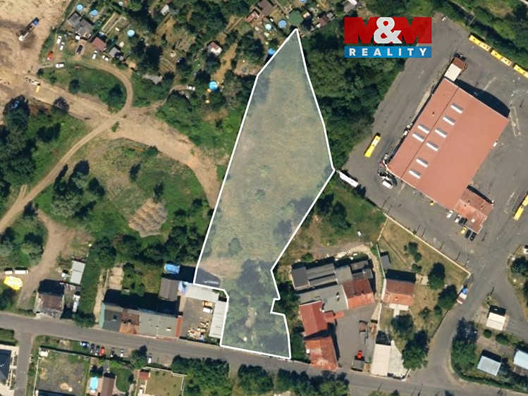 Prodej stavebního pozemku 5 925 m² - foto 1